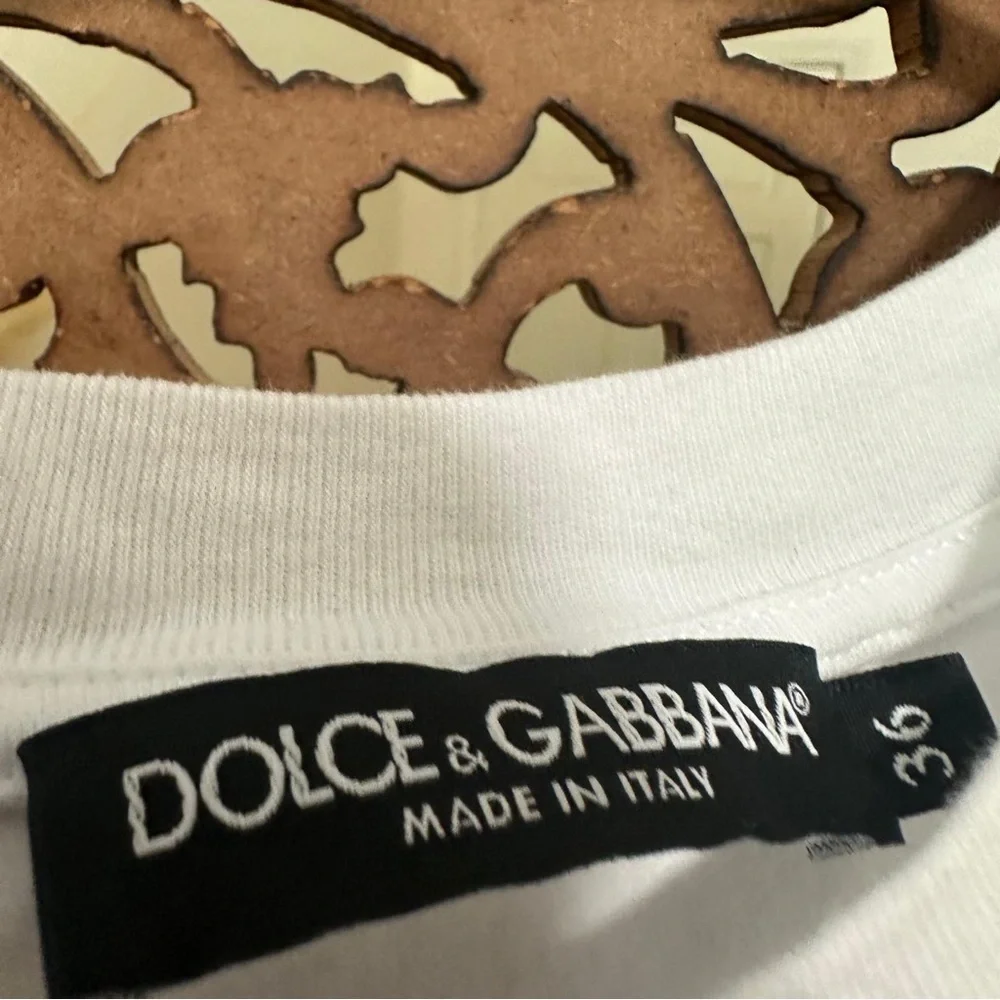 NEW DOLCE & GABBANA CROPPED T-SHIRT WITH LOGO - Picture 6 of 7